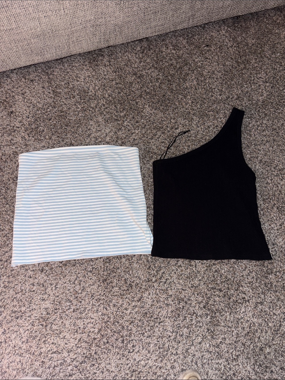 Set of 2 American Eagle tops